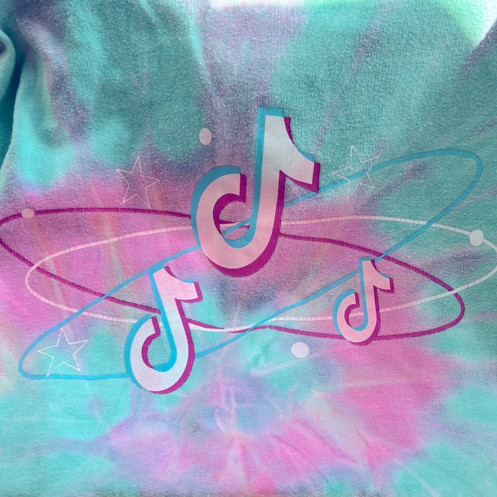 Youth Size S TikTok tie dye hoodie